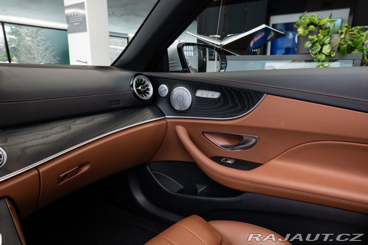 Mercedes-Benz E Cabrio Burmester/Bluetoot 1800