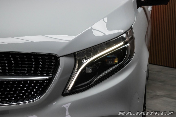 Mercedes-Benz V V 300d 4MATIC*AMG REZERVA 2022