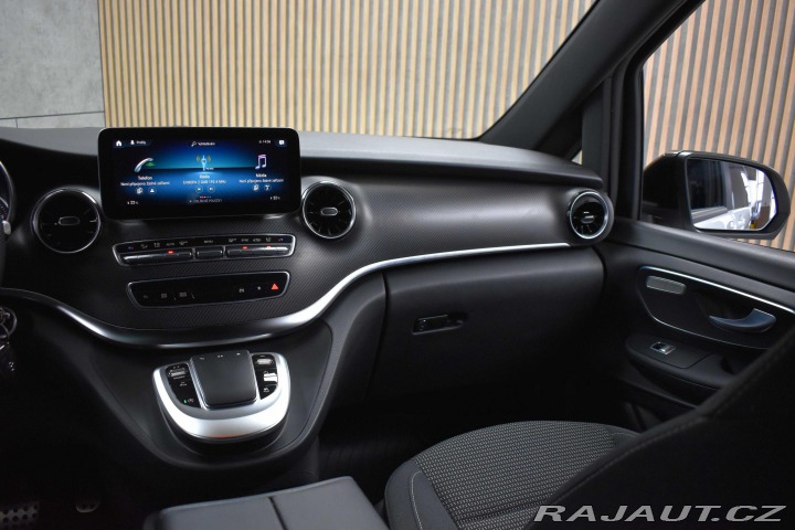 Mercedes-Benz V V 300d 4MATIC*AMG REZERVA 2022