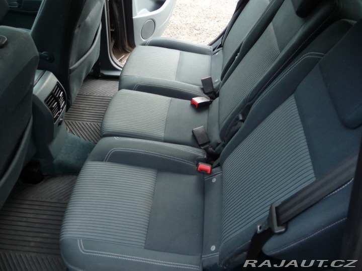 Ford C-MAX 2,0 TDCi TITANIUM 2012