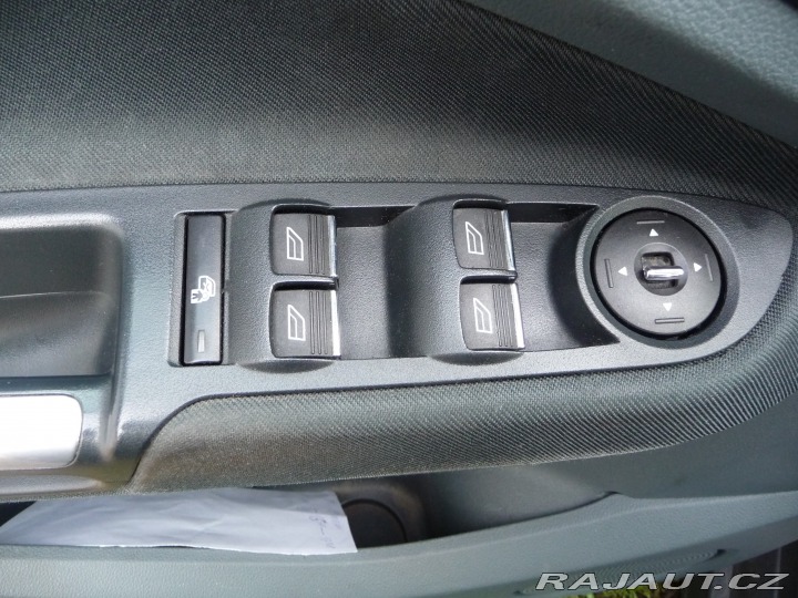 Ford C-MAX 2,0 TDCi TITANIUM 2012