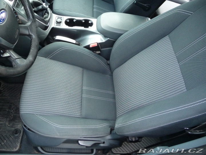 Ford C-MAX 2,0 TDCi TITANIUM 2012