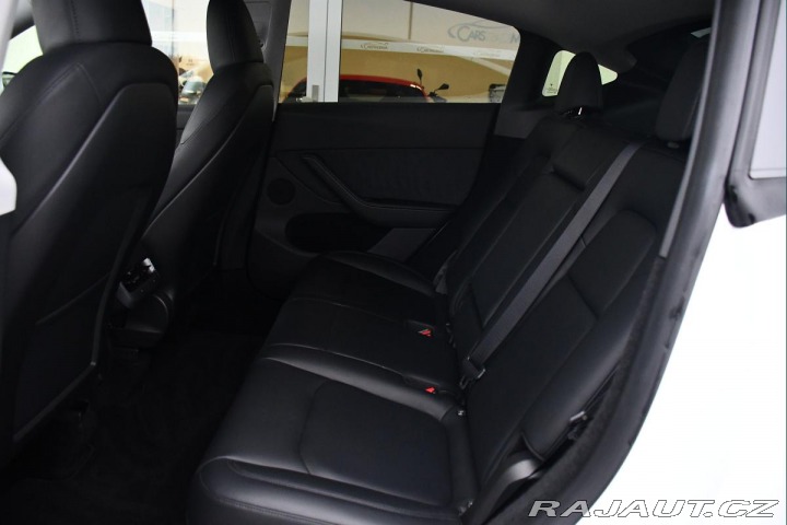 Tesla Model Y RWD STANDARD RANGE 1M 13t 2023