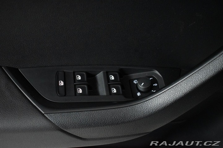 Škoda Karoq 1.5 TSI STYLE*DSG*TAŽNÉ*K 2020