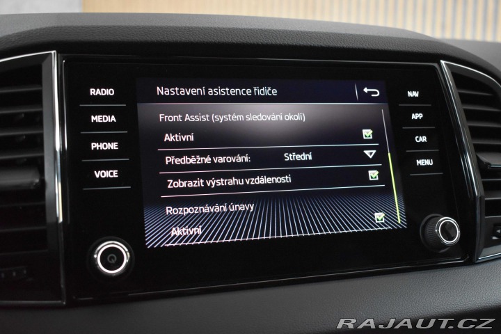 Škoda Karoq 1.5 TSI STYLE*DSG*TAŽNÉ*K 2020