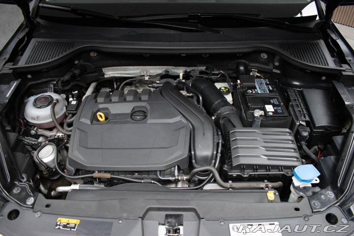 Škoda Karoq 1.5 TSI STYLE*DSG*TAŽNÉ*K 2020