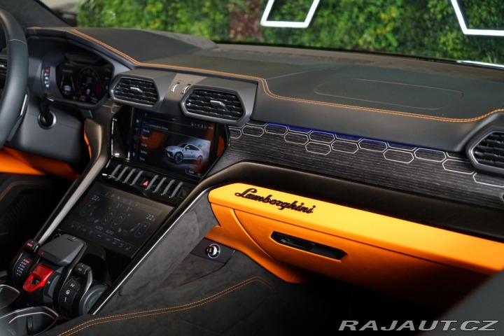 Lamborghini Urus S*PANO*MASÁŽ*360*B&O3 2024