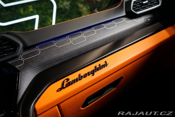Lamborghini Urus S*PANO*MASÁŽ*360*B&O3 2024