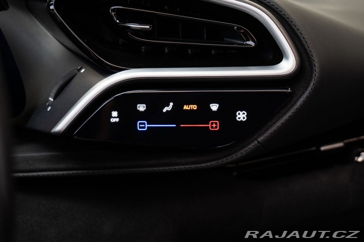 Ferrari 296 GTS Lift/CarPlay/Rosso im 1800