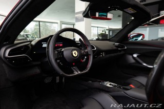 Ferrari 296 GTS Lift/CarPlay/Rosso im 2025