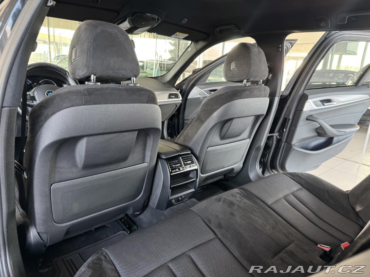 BMW 5 520d xDrive*M-SPORT*Webas 2019