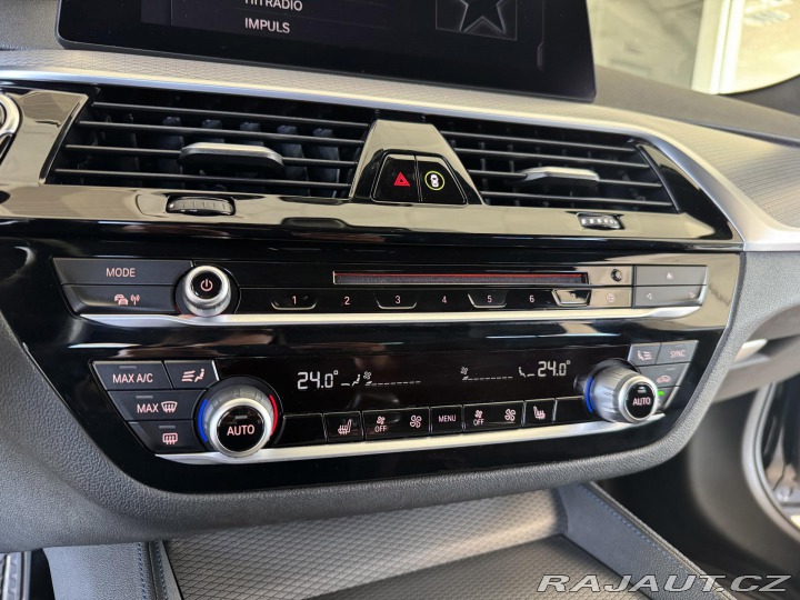 BMW 5 520d xDrive*M-SPORT*Webas 2019