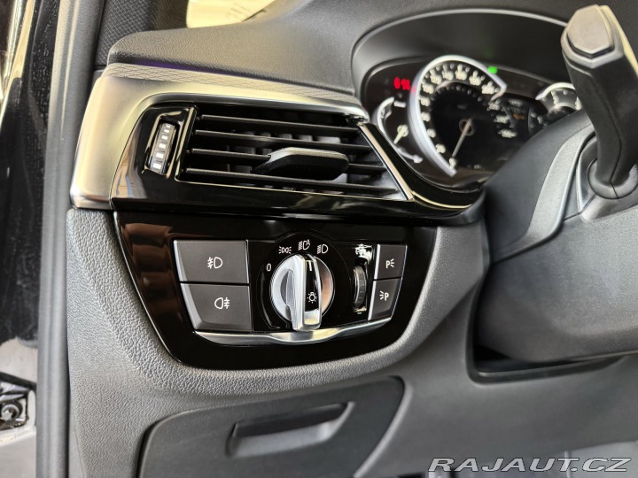 BMW 5 520d xDrive*M-SPORT*Webas 2019