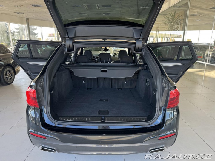 BMW 5 520d xDrive*M-SPORT*Webas 2019