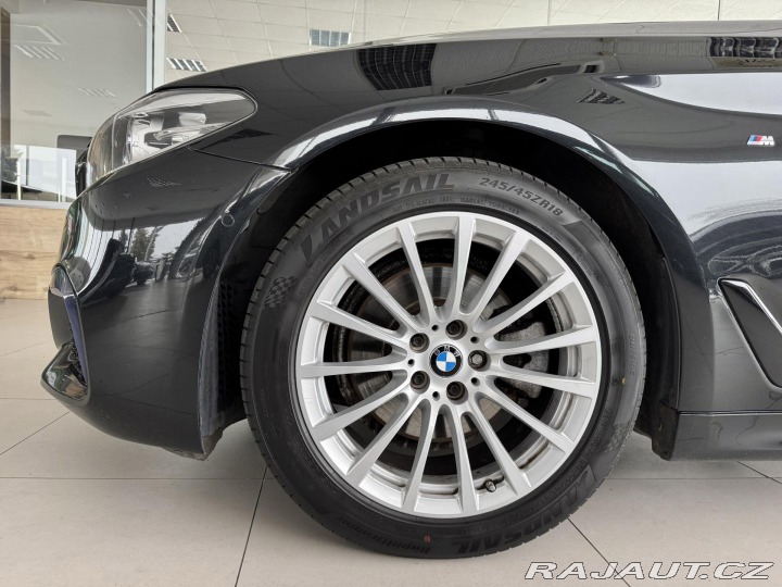 BMW 5 520d xDrive*M-SPORT*REZER 2019