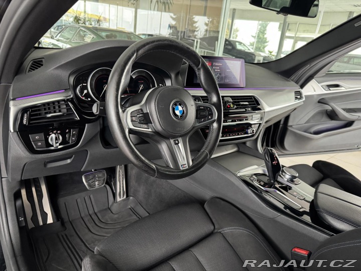 BMW 5 520d xDrive*M-SPORT*REZER 2019