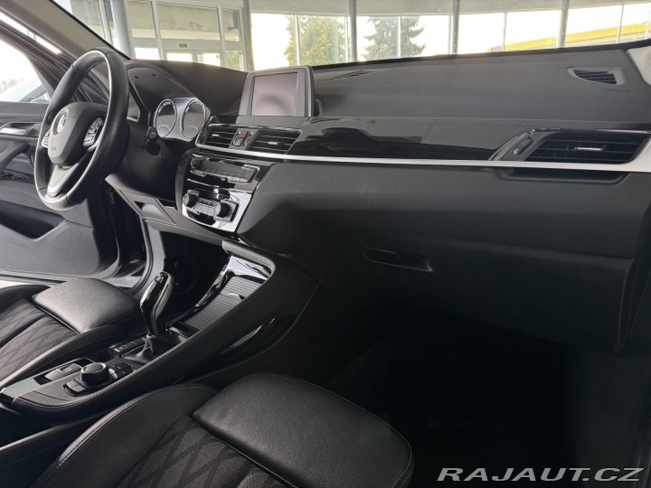 BMW X1 18d xDrive*X-LINE*LED*Kam 2019