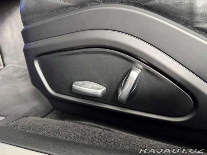 Porsche Panamera 4S 324kW*Vzduch*REZERVACE 2018