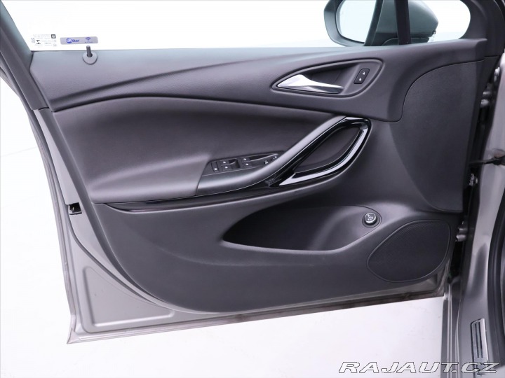 Opel Astra 1,4 T 110kW Aut. Innovati 2017