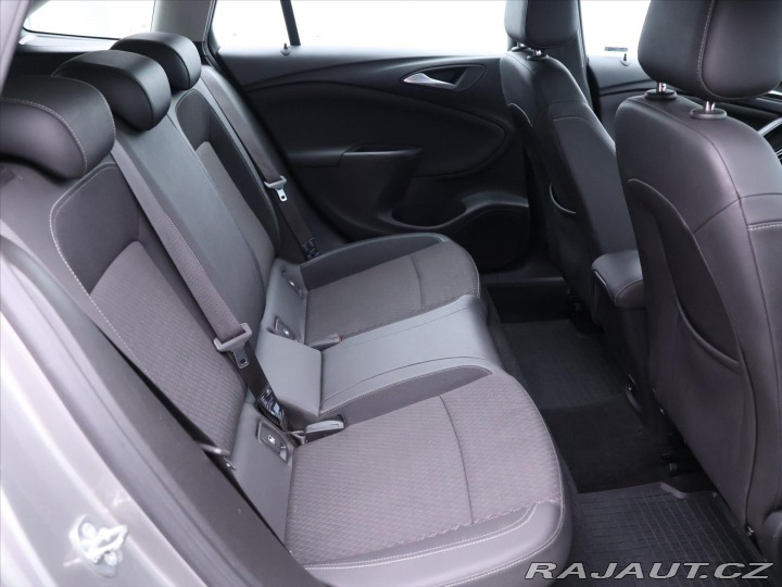 Opel Astra 1,4 T 110kW Aut. Innovati 2017