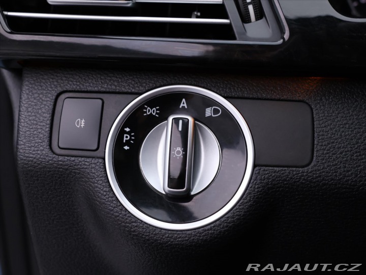 Mercedes-Benz E 3,0 350 CDI 4MATIC 195kW 2011