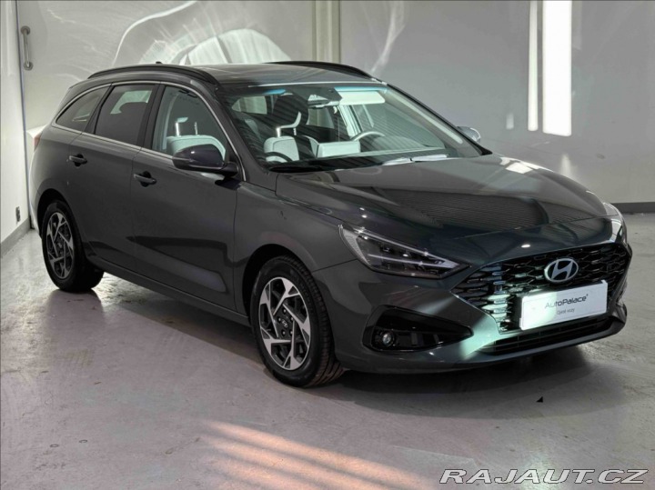Hyundai i30 1,5 T-GDI DCT STYLE MHEV 2024