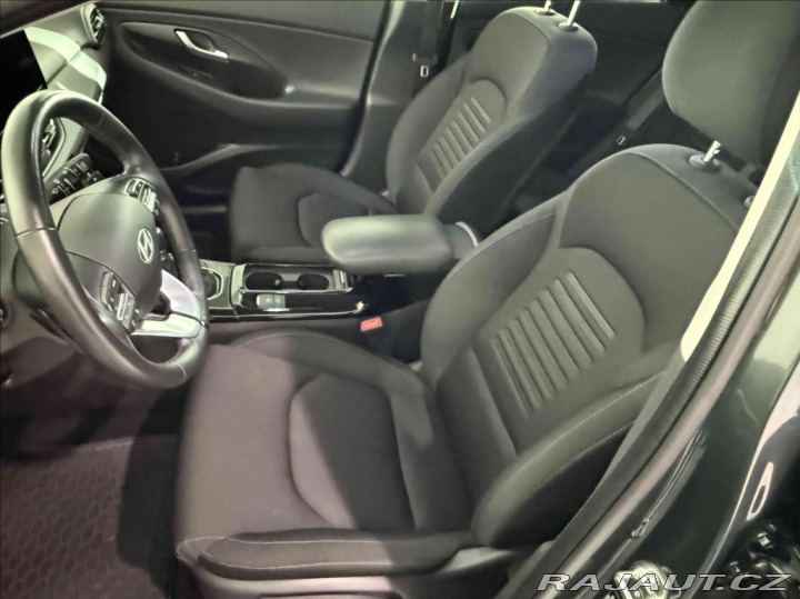 Hyundai i30 1,5 T-GDI DCT STYLE MHEV 2024