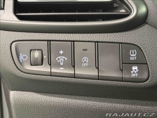 Hyundai i30 1,5 T-GDI DCT STYLE MHEV 2024