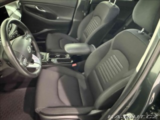 Hyundai i30 1,5 T-GDI DCT STYLE MHEV 2024