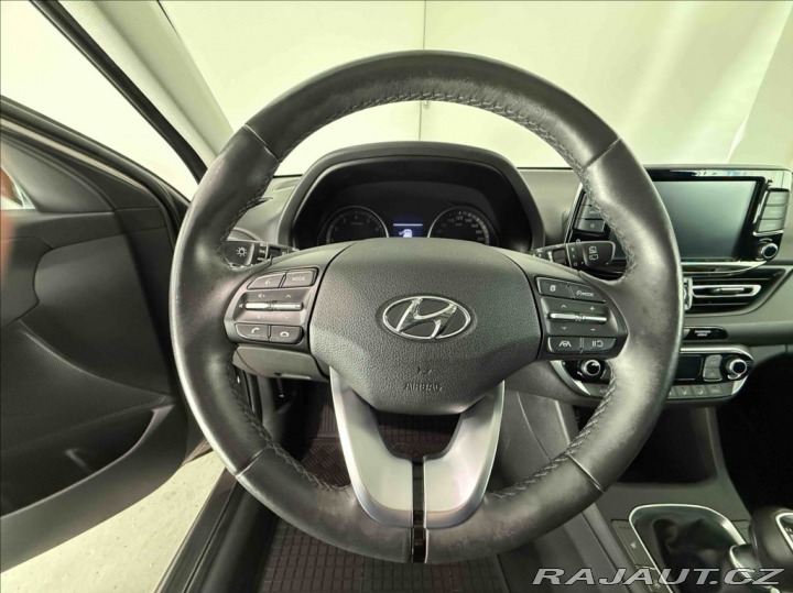 Hyundai i30 1,5 T-GDI SMART 1.MAJITEL 2021