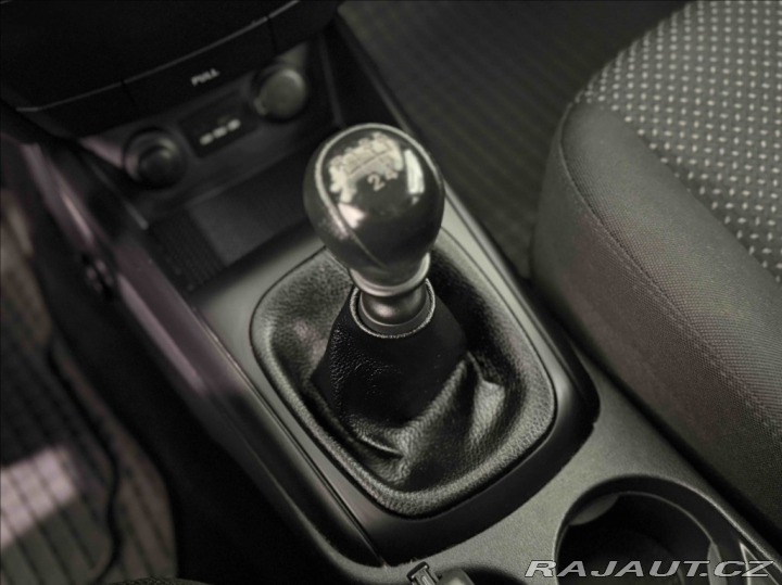 Hyundai i30 1,4 i COMFORT ČESKÁ REPUB 2009