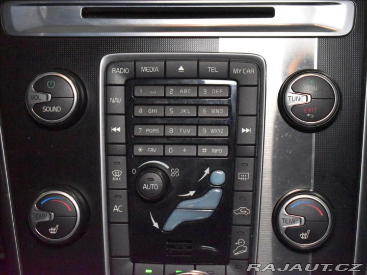 Volvo XC60 2,4 D5 AWD R-Design BLIS 2013