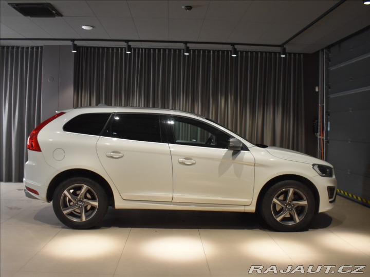 Volvo XC60 2,4 D5 AWD R-Design BLIS 2013