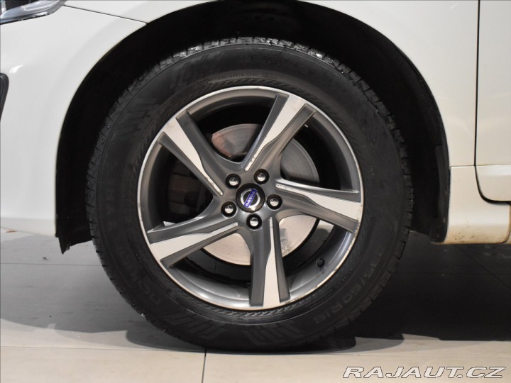 Volvo XC60 2,4 D5 AWD R-Design BLIS 2013