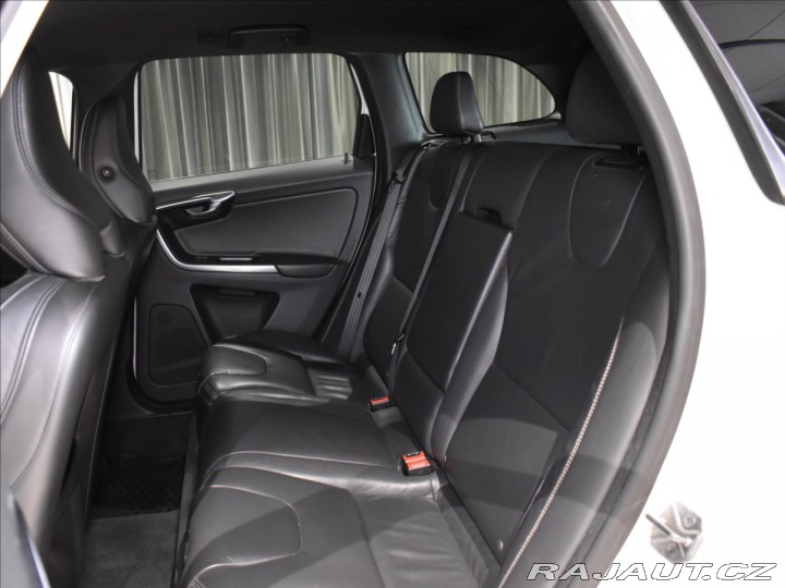 Volvo XC60 2,4 D5 AWD R-Design BLIS 2013