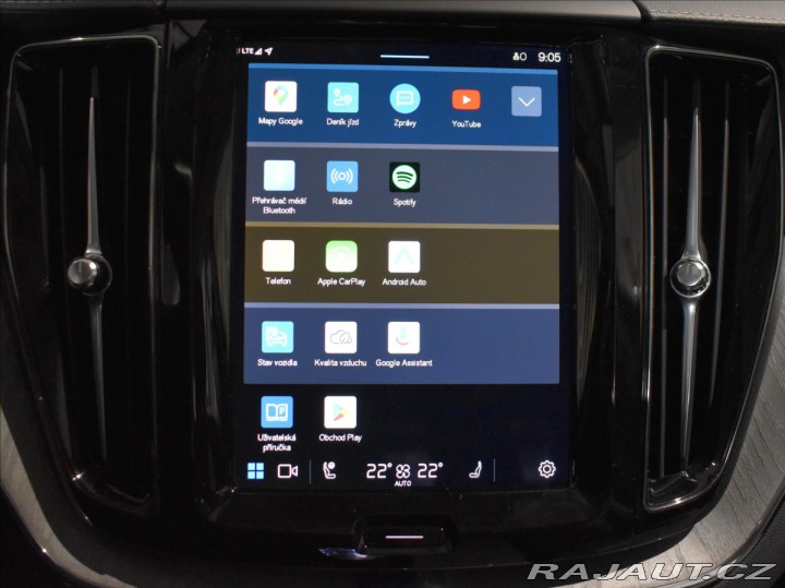 Volvo XC60 2,0 T6 AWD Ult Pano,Vzduc 2025