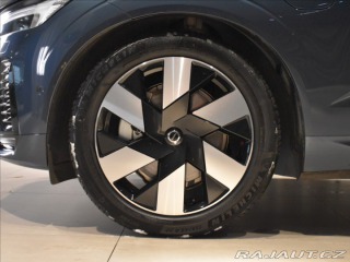 Volvo XC60 2,0 T6 AWD Ult Pano,Vzduc 2025