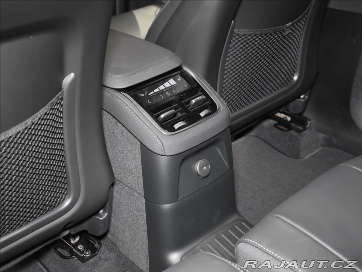 Volvo XC90 2,0 T8 XC90 Plus Bright 2025