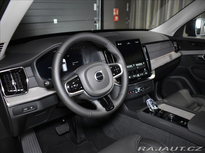Volvo XC90 2,0 T8 XC90 Plus Bright 2025