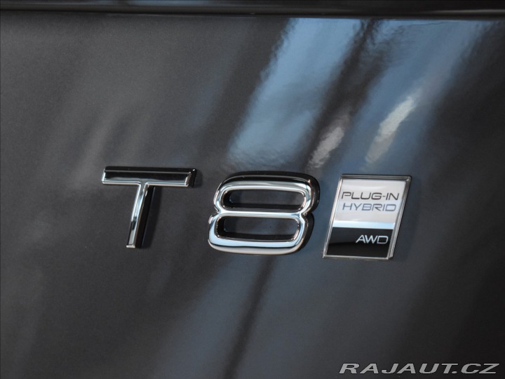 Volvo XC90 2,0 T8 XC90 Plus Bright 2025