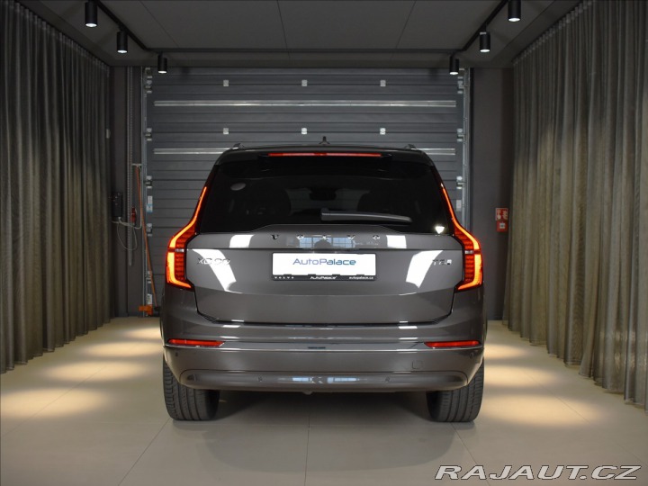 Volvo XC90 2,0 T8 XC90 Plus Bright 2025