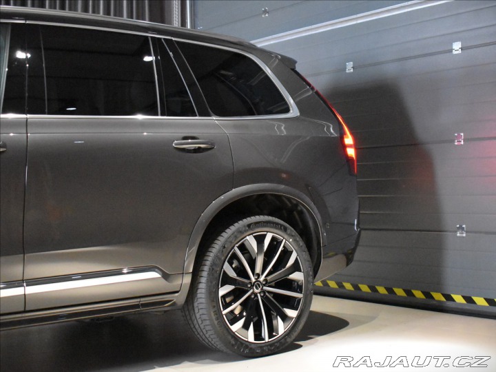 Volvo XC90 2,0 T8 XC90 Plus Bright 2025