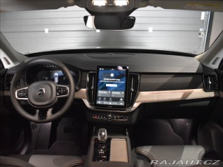 Volvo XC90 2,0 T8  XC90 Plus Bright 2025