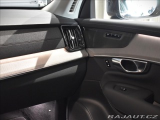 Volvo XC90 2,0 T8  XC90 Plus Bright 2025