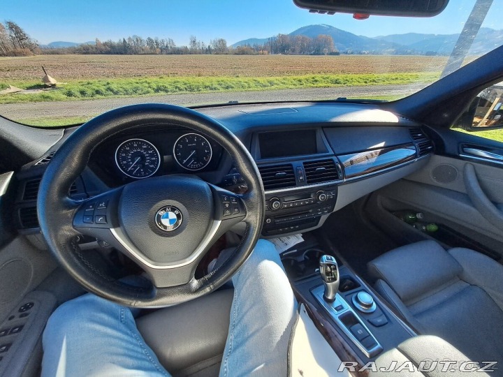 BMW X5 4,8i 2019