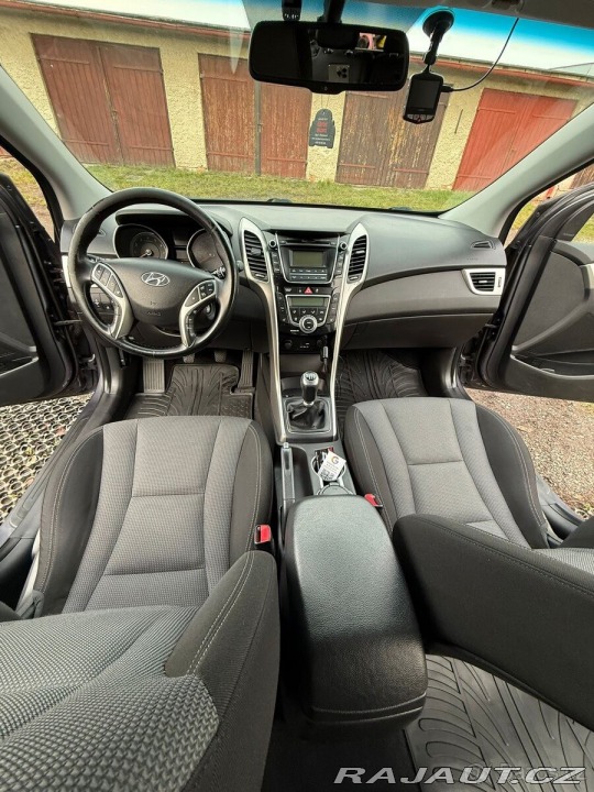 Hyundai i30 1,6   MPi 88 kW 2016 druh 2016