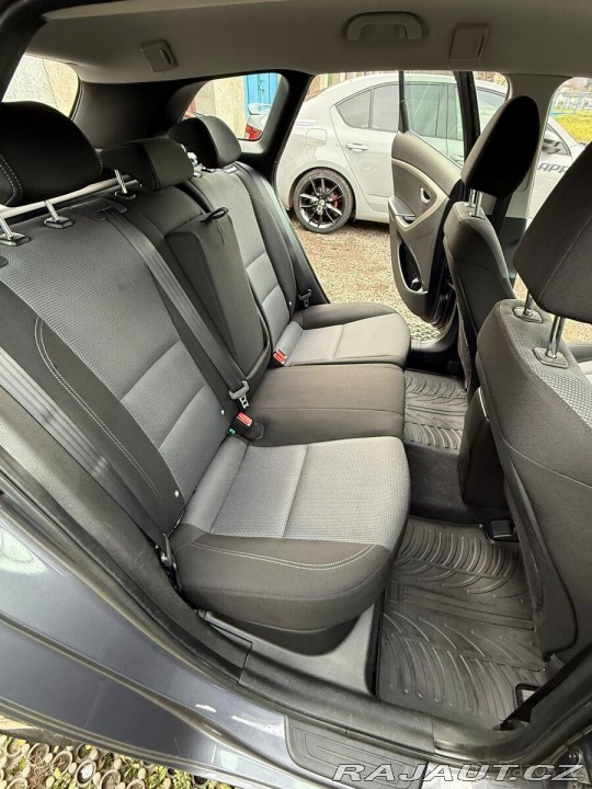 Hyundai i30 1,6   MPi 88 kW 2016 druh 2016