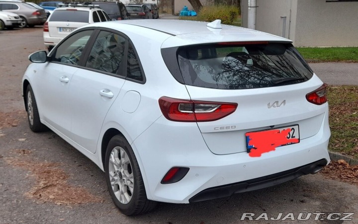 Kia Ceed 1,5 benz.118kw 2022