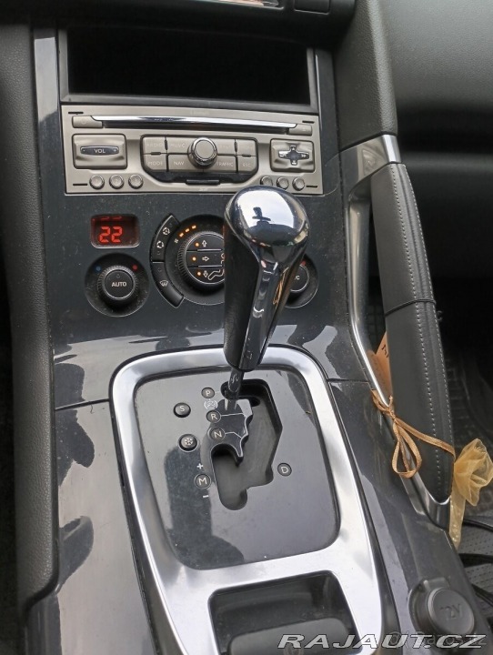 Peugeot 3008 2,0   automat HDi 2012