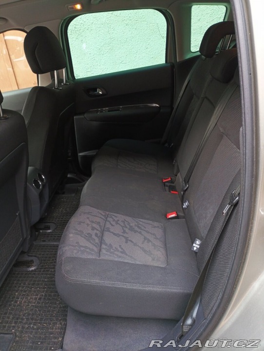 Peugeot 3008 2,0   automat HDi 2012